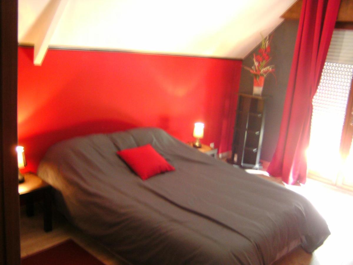 Au Fil De L'Eau Bed & Breakfast Saulzoir Dış mekan fotoğraf